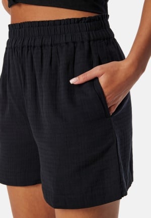 VILA Vilania High Waist shorts Black 44