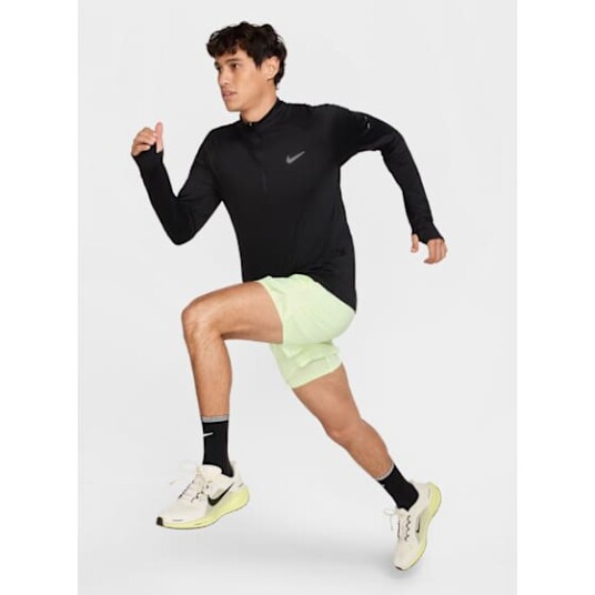 Nike Dri-FIT Stride Half-Zip Herre Black/Reflective Silver S Nike Dri-FIT Stride Half-Zip Herre Black/Reflective Silver S