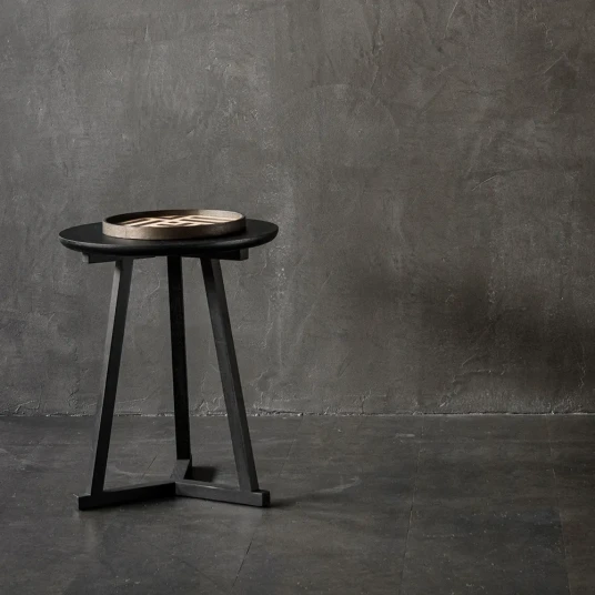 Ethnicraft Tripod Sidebord Svart eik