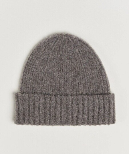 Robert Mackie Rona Ribbed Shaggy Lambswool Beanie Light Brown