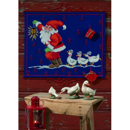 Permin Broderisett Julekalender Julenisse og Gjess 58 x 47 cm