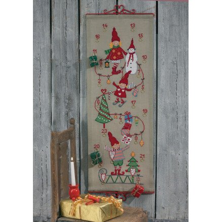 Permin Broderisett LinJulekalender Nisser med Kjelke 35x94cm