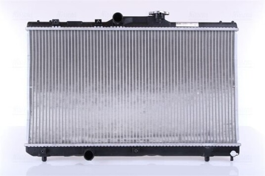 Radiator NISSENS 64786A