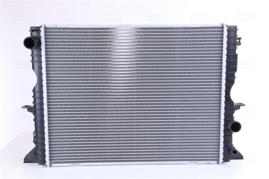 Radiator NISSENS 64311A