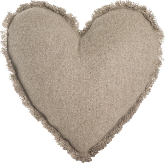 Pute Lill i filt m/hjerteform beige 45x45cm Pute Lill i filt m/hjerteform beige 45x45cm