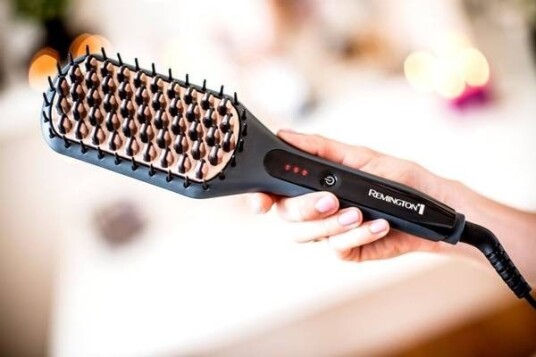Remington CB7400 Straightening Brush 1 stk Hårbørste Remington CB7400 Straightening Brush 1 stk Hårbørste