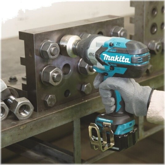 Makita DTW1001RTJ Muttertrekker 1050 nm 18 v 3/4" Feste, 2 × 5 ah Batterier - Solo