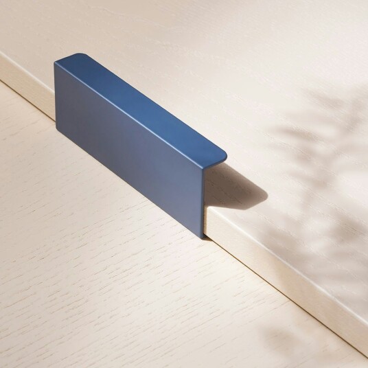 Beslag Design Hide 120 Håndtak Toniton Blått Beslag Design Hide 120 Håndtak Toniton Blått