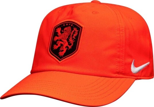 Holland Caps Club World Cup 2026 Hyper Crimson/hvit Barn Nike størrelse One Size Holland Caps Club World Cup 2026 Hyper Crimson/hvit Barn Nike størrelse One Size