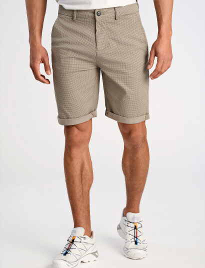 Lindbergh Superflex Aop Chino Shorts - Beige - M Lindbergh Superflex Aop Chino Shorts - Beige - M