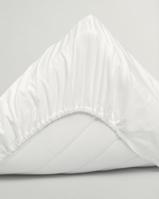Gant Satenglaken med strikk til dobbeltseng WHITE 180X200/25 Gant Satenglaken med strikk til dobbeltseng WHITE 180X200/25