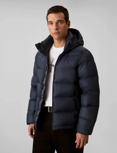 Calvin Klein Jeans Ls Nylon Zip Off Hood Down Puffe - Navy - XXL Calvin Klein Jeans Ls Nylon Zip Off Hood Down Puffe - Navy - XXL