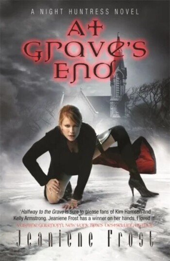 At Grave'S End Av Jeaniene Frost