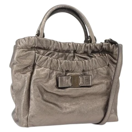 Salvatore Ferragamo Pre-owned Dame Pre-owned Grå
