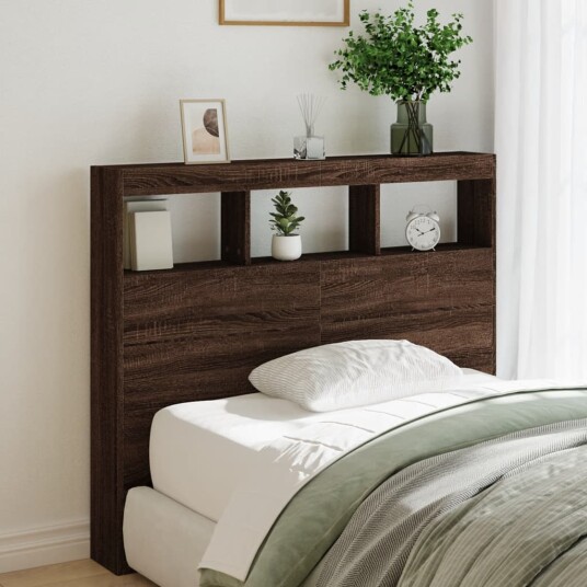 Hodegavl skap med LED brun eik 120x17x102 cm 8721012465107