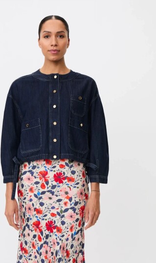 Masai Majynthera   Navy   M