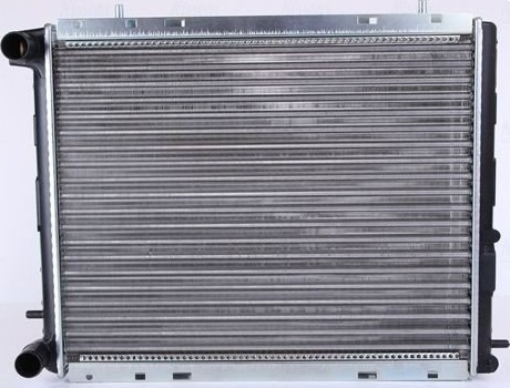 Radiator NISSENS 63906