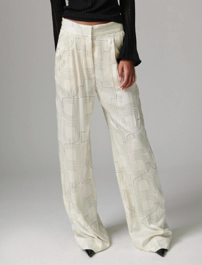 Day Birger et Mikkelsen Phoebe Fluid Viscose Stitch Cream 32 Day Birger et Mikkelsen Phoebe Fluid Viscose Stitch Cream 32