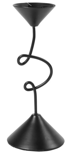 Broste Copenhagen Selma lysestake 19,5 cm Svart for ø22 mm lys Broste Copenhagen Selma lysestake 19,5 cm Svart for ø22 mm lys