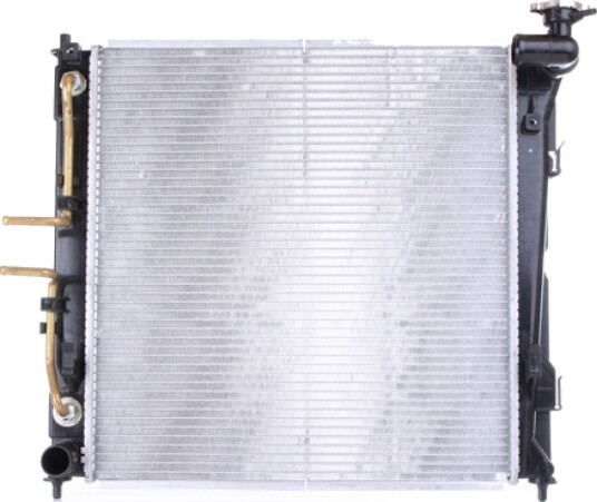 Radiator NISSENS 666220