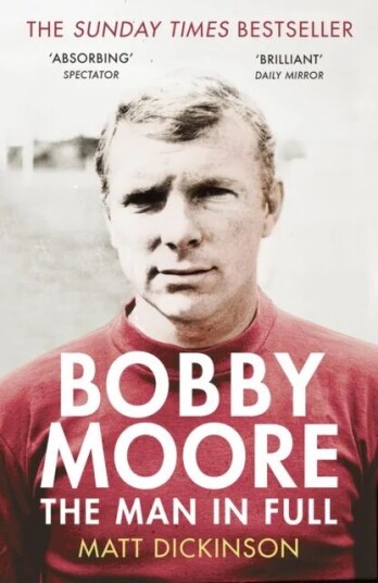 Bobby Moore Av Matt Dickinson