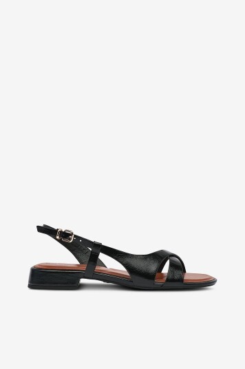 TamariSandaler Svart