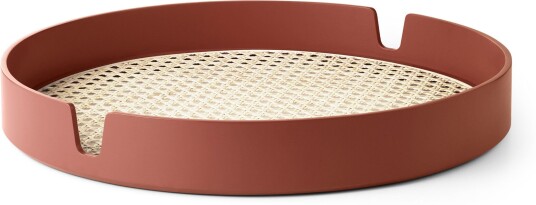 Normann Copenhagen Tray Ø40 Rust Serveringsbrett Simon Legald Tre Normann Copenhagen Tray Ø40 Rust Serveringsbrett Simon Legald Tre