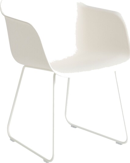 Muuto Fiber Spisestol med Armlener og Base Hvit