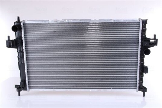 Radiator NISSENS 630802