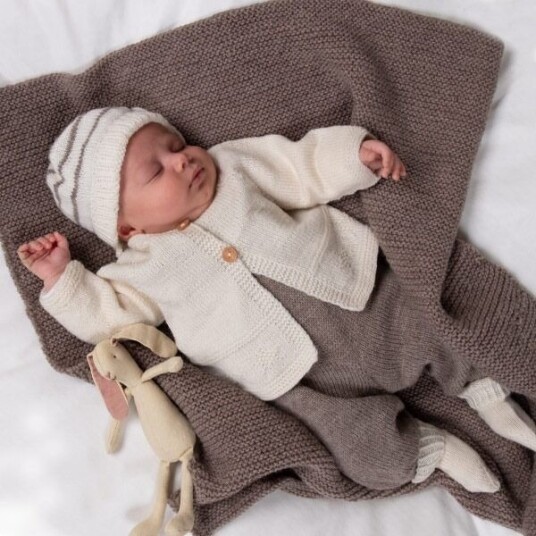 Bluum Strikk Strikkesett Babypakke Stjerne - garnpakke i Bluum Pure Eco Baby Wool