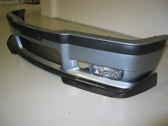 Camco Frontleppe carbon
DTM
monteres på M3 front 6 0697