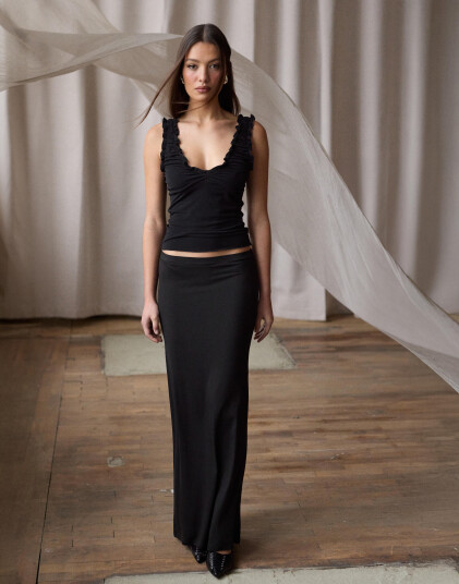 Nelly Svart Perfect Low Waist Maxi Skirt