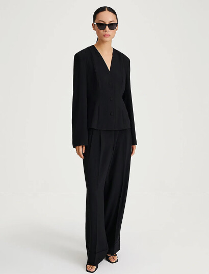 Stylein Briar Blouse Crepe - Black - S Stylein Briar Blouse Crepe - Black - S