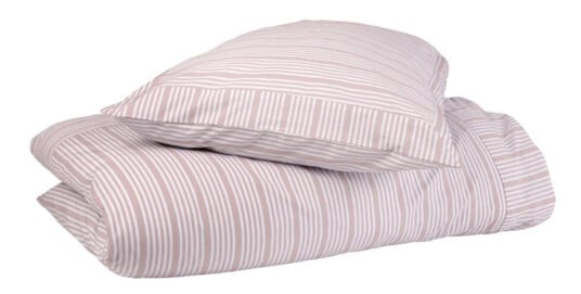 Home By Ilse Jacobsen Bedding Collection dynetrekk 140x220+50x70 cm powder rose stripes Home By Ilse Jacobsen Bedding Collection dynetrekk 140x220+50x70 cm powder rose stripes