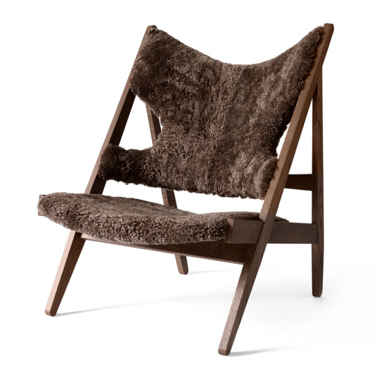 Audo Copenhagen Knitting Lounge Chair Sheepskin Dark Stained Oak / Drake 20