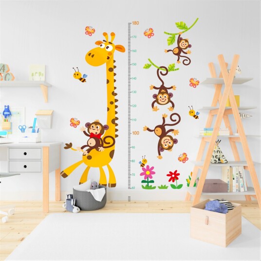 Veggklistremerke Giraffe med hengende apekatter / Høyde Veggklistremerke Giraffe med hengende apekatter / Høyde
