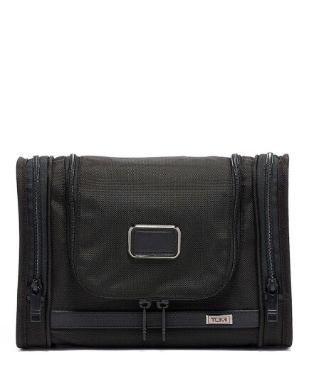 TUMI Alpha Hanging Travel Kit Black TUMI Alpha Hanging Travel Kit Black