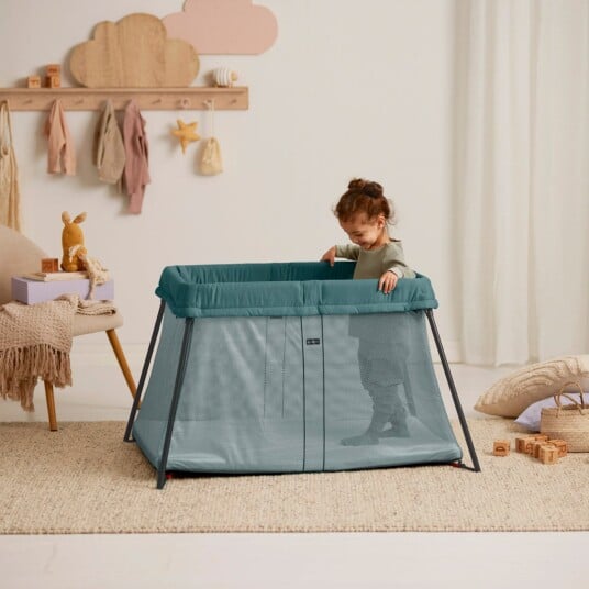 Babybjörn Reiseseng Light   Dark green