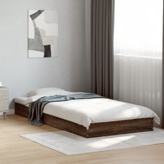 Sengeramme brun eik 75x190 cm konstruert tre 8721102599446
