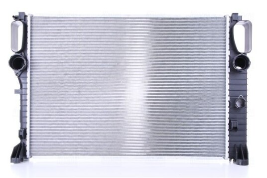 Radiator NISSENS 67102A