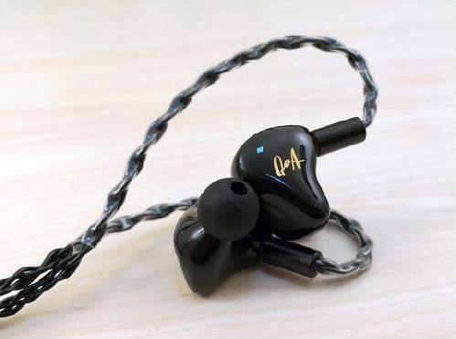 Queen Of Audio Queen Of Audio (Qoa) Pink Lady Headphones - Black By Kinera Queen Of Audio Queen Of Audio (Qoa) Pink Lady Headphones - Black By Kinera