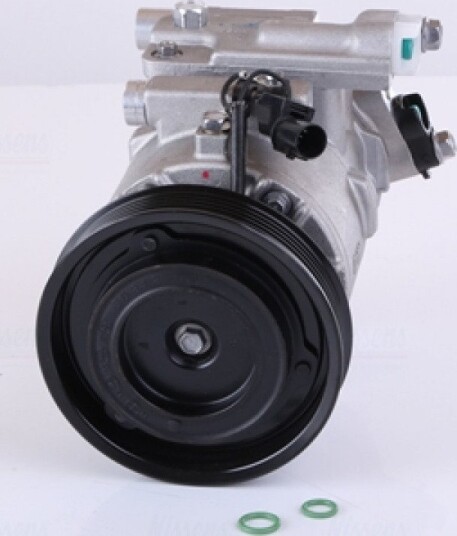 AC kompressor NISSENS 890684