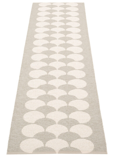 Pappelina Poppy matte lin vanilje 70x250 cm