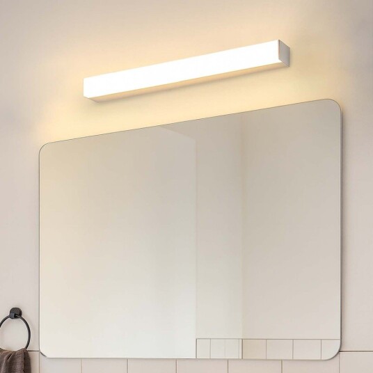 60cm Dimbar RA90 SKÄR Bad / Speillampe 10W IP44 Hvit Dimbar : Dimbar Kulør : Nøytral 60cm Dimbar RA90 SKÄR Bad / Speillampe 10W IP44 Hvit Dimbar : Dimbar Kulør : Nøytral