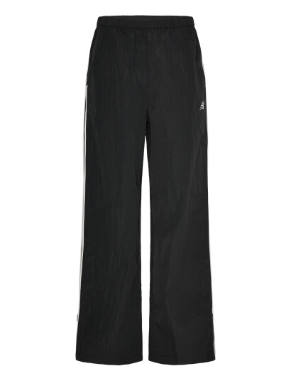 New Balance Sport Legacy Pant   Black   XS