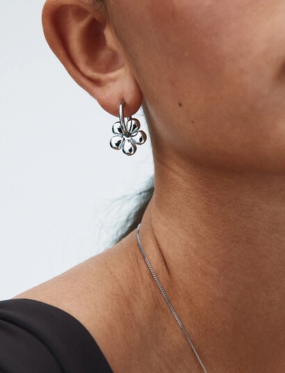 Edblad Daisy Hoops Silver One Size   Silver   ONE SIZE