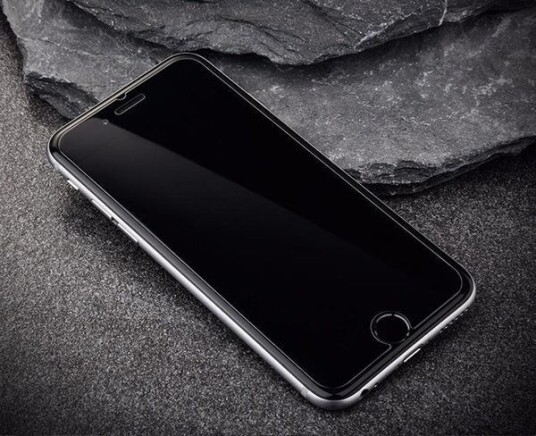 Hurtel 9H Skjermbeskytter for iPhone 13 Pro Max - Case-Friendly, Gjennomsiktig
