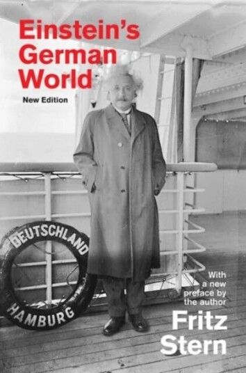 Einstein'S German World Av Fritz Stern