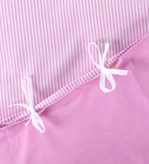Nørgaard Madsens Sengetøy Baby Hvit m. Rosa Striper Nørgaard Madsens Baby Sengetøy Baby