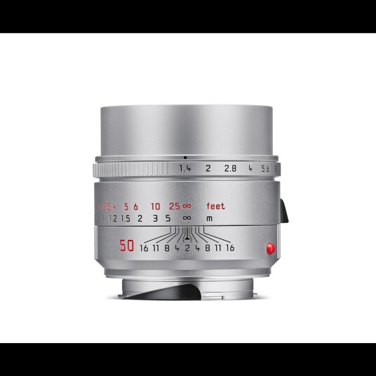 Leica Summilux-M 50mm f/1.4 ASPH Sølv Normalobjektiv med god nærgrense Leica Summilux-M 50mm f/1.4 ASPH Sølv Normalobjektiv med god nærgrense
